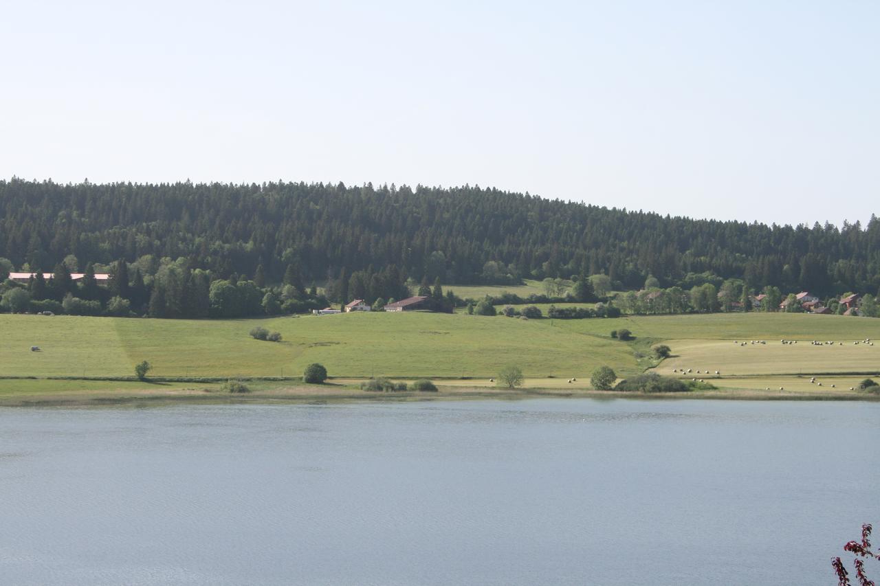 Du Château De Joux 3* La Cluse-et-Mijoux
